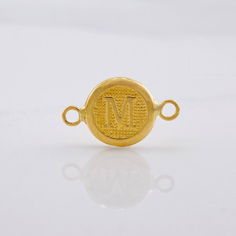 Herraje Circulo Letra M 0.4g / 1.7cm Oro Amarillo 18K