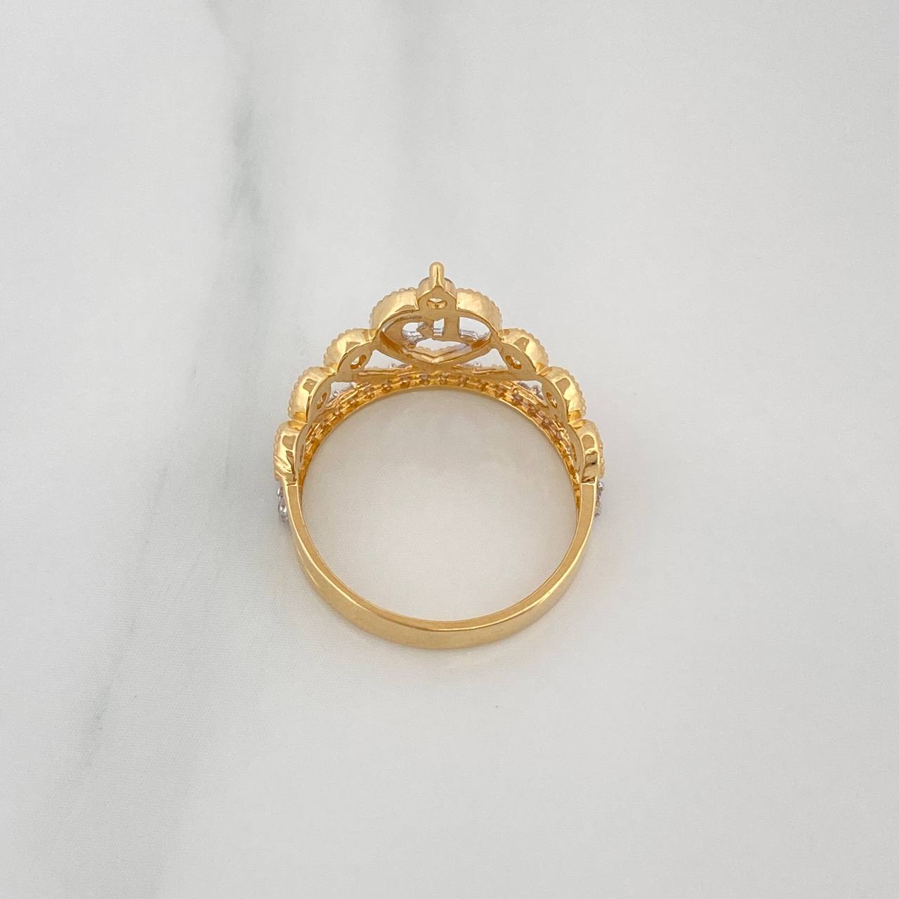 Anillo 15´S Corona 2 g / T4 1/4 Dos Oros Amarillo Blanco 18K