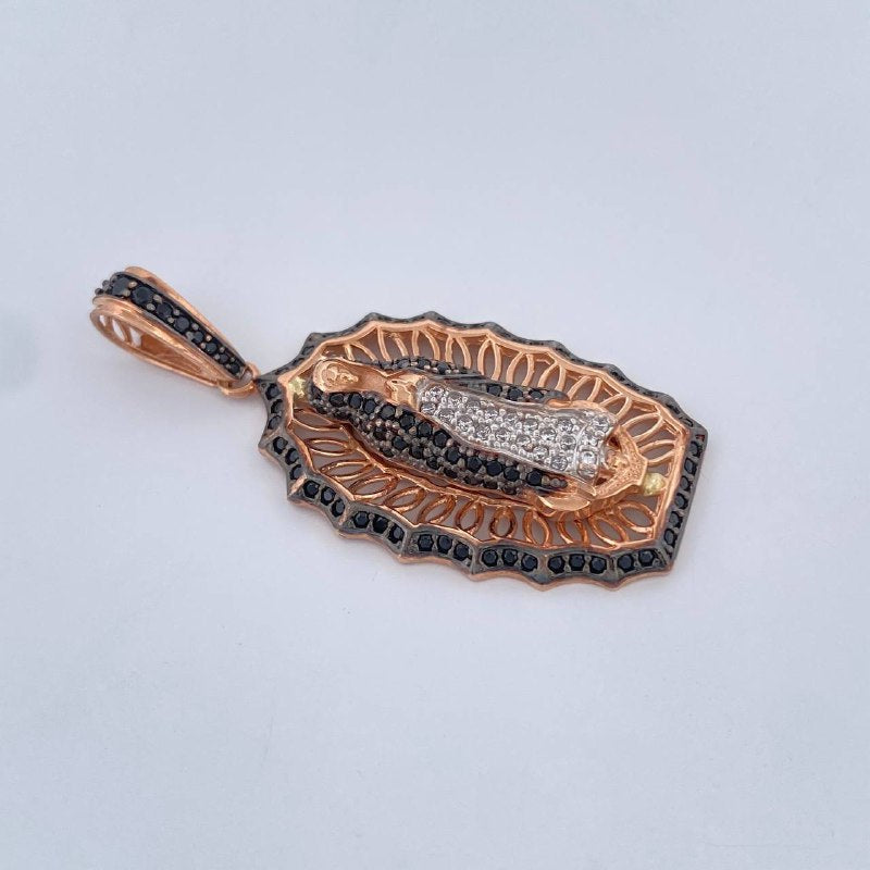 Dije Virgen de Guadalupe 5.7gr / 4.2cm / Tres Oros 18K $
