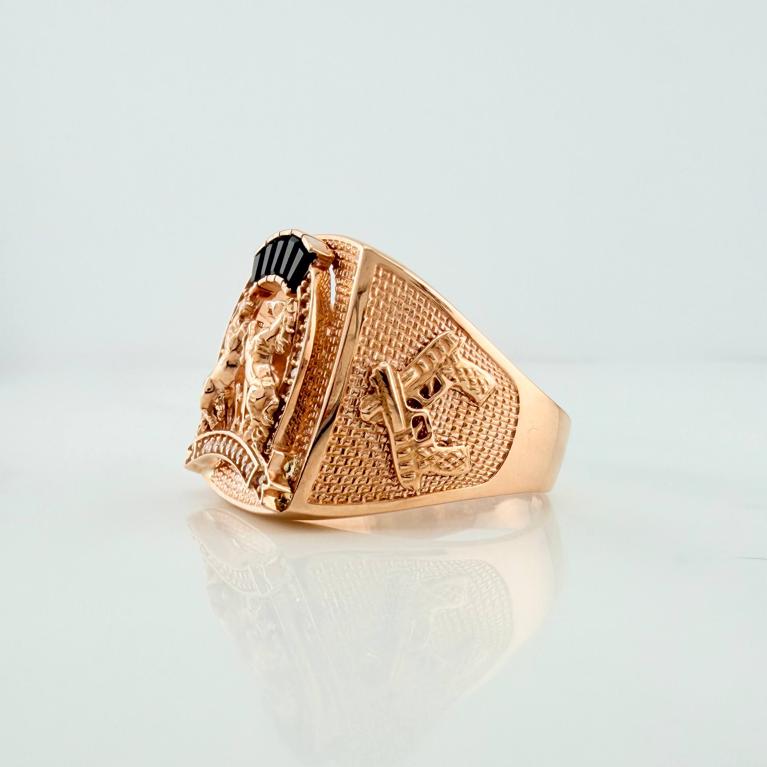 Anillo Herradura Caballos 9.05 g / T11 Oro Rosa 18K