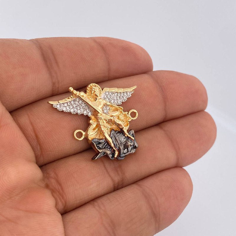 Herraje San Miguel Arcángel 8.45gr / 2.7cm / Tres Oros 18K $