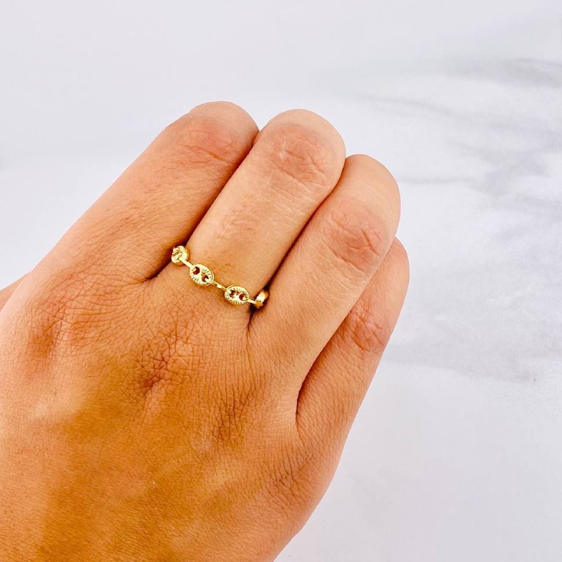 Anillo GC Diamantado 0.85g / T6  Oro Amarillo 18K