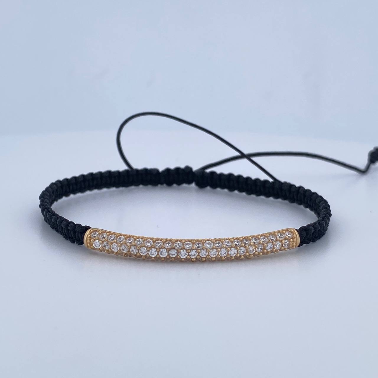 Pulsera Tejida Negra Cilindro 2.8gr / Oro Amarillo 18K $