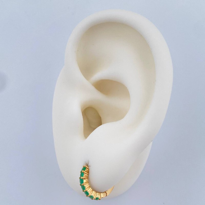 Candongas Tupida Esmeralda 1.6gr / 1.1cm / Oro Amarillo 18K %