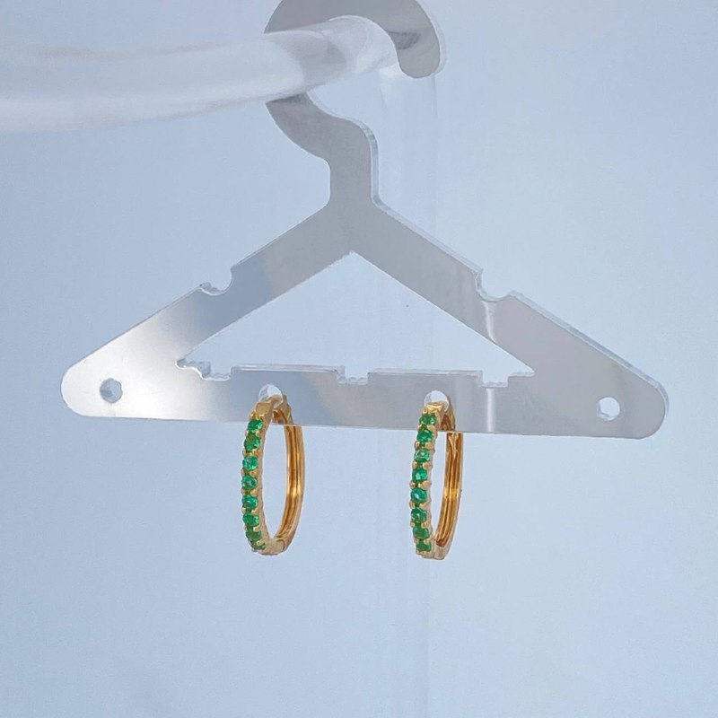 Candongas Carril Esmeralda 1.9gr / 1.5cm / Oro Amarillo 18K %