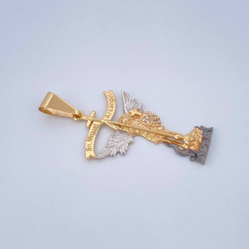 Dije San Miguel Arcángel 2.6gr / 4.1cm / Tres Oros 18K $