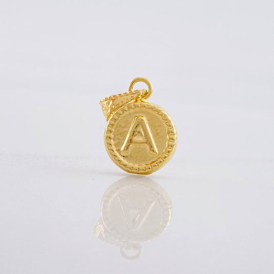 Dije Circulo Letra A 0.4g / 1.5cm Oro Amarillo 18K
