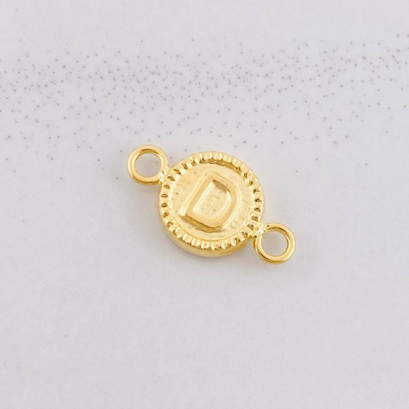 Herraje Circulo Letra D 0.55g / 1.7cm Oro Amarillo 18K