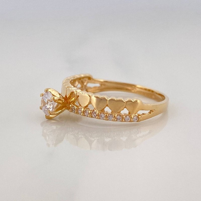Anillo Solitario Carril Corazones 2.45 g / T6 1/4 Oro Amarillo 18K