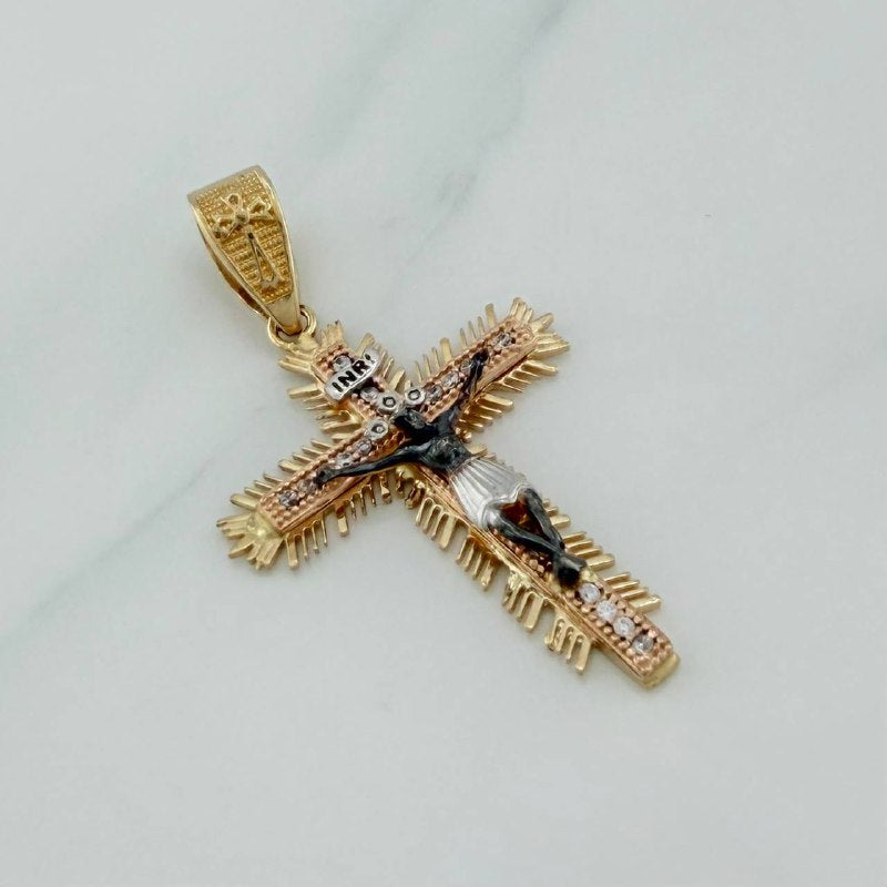 Dije Cruz Cristo Milagroso De Buga 5.5 g / 4.8 cm Tres Oros 18K