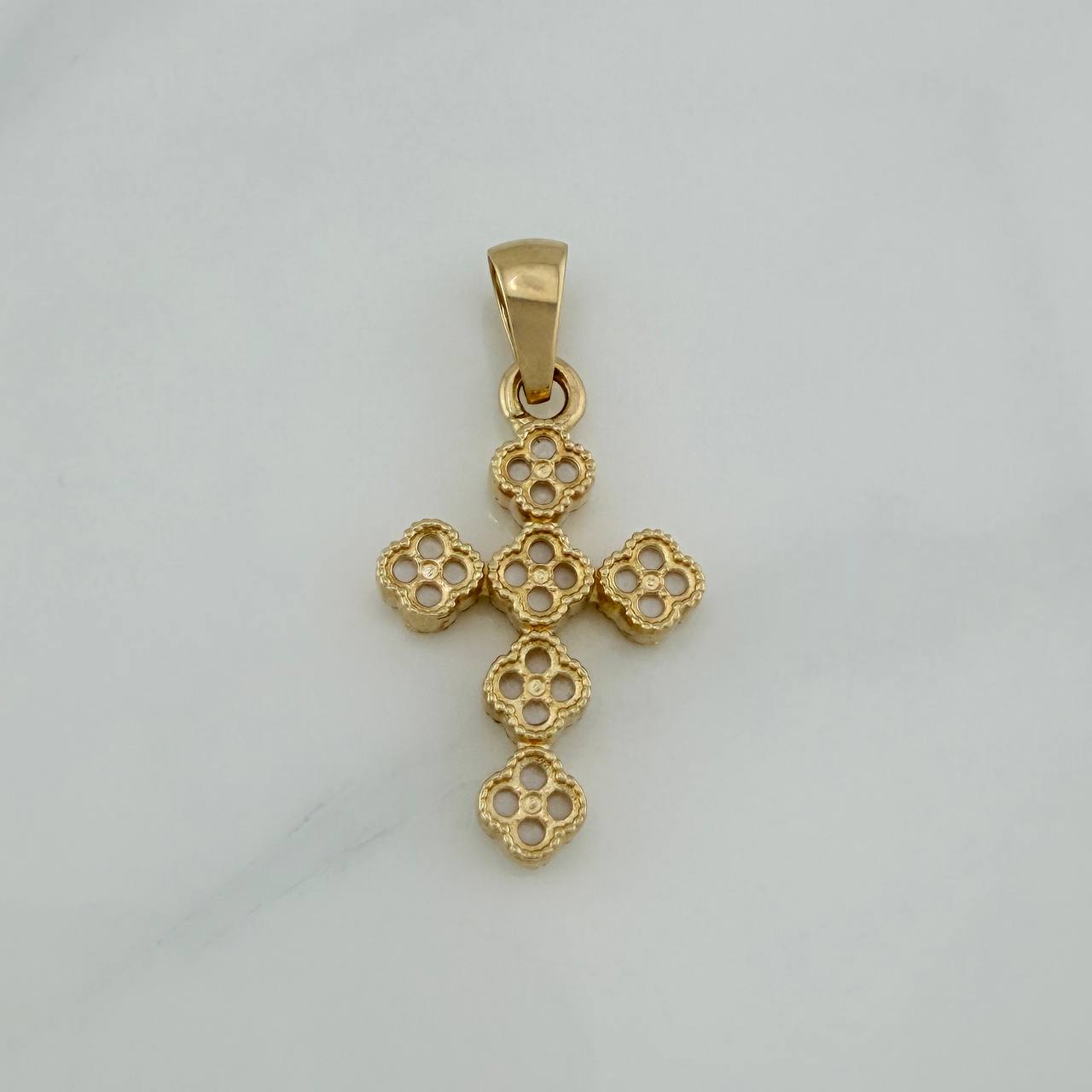 Dije Cruz Trebol 3.25 g / 3.3 cm Oro Amarillo 18K
