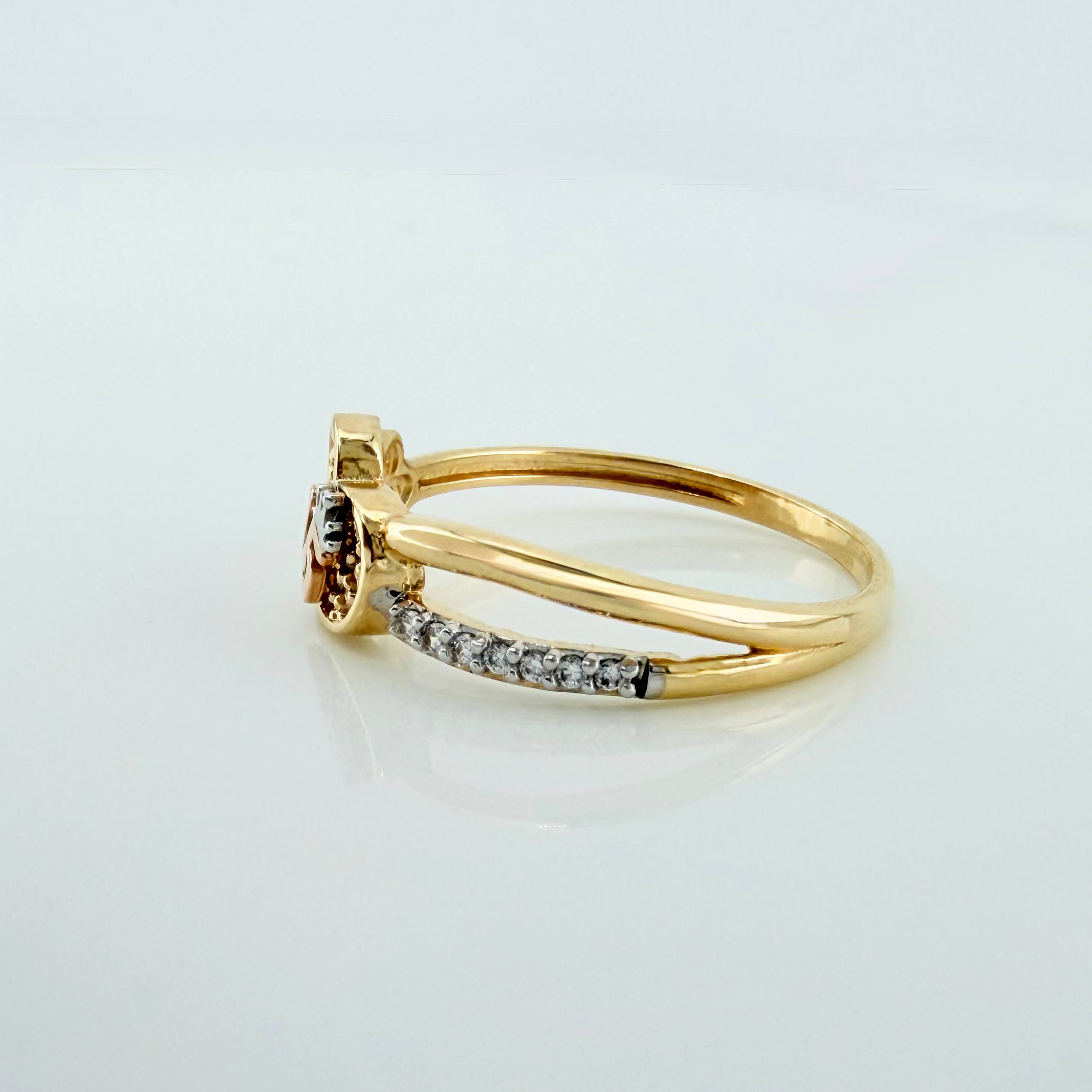 Anillo 15´S 2.2 g / T7 3/4 Tres Oros 18K