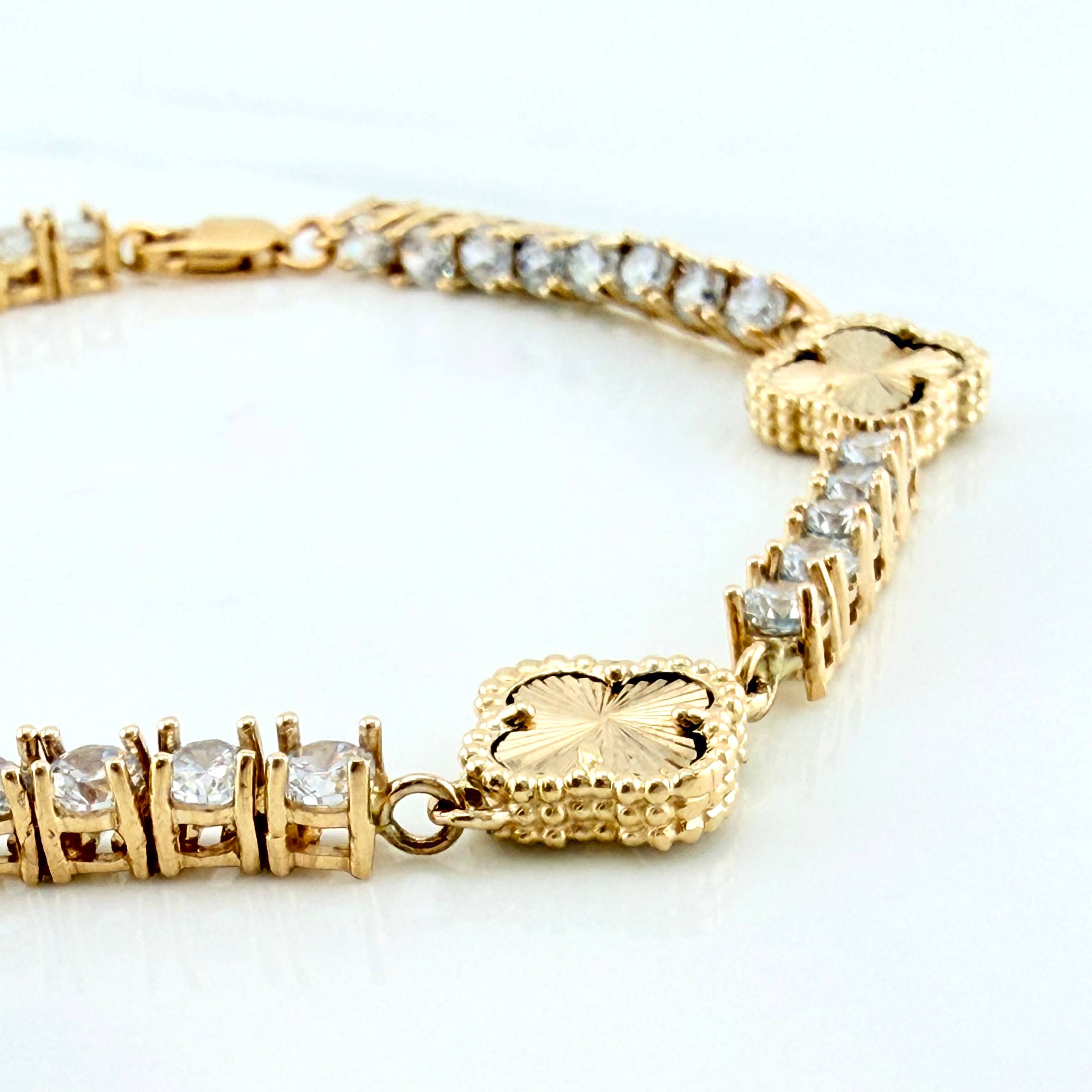 Pulso Tennis Trebol Diamantado 13.9 g / 20 cm / 3.3 mm Oro Amarillo 18K