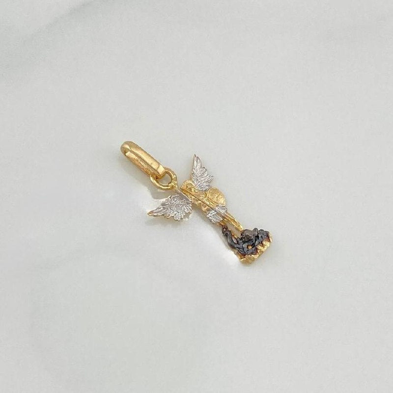 Dije San Miguel Arcangel 1 g / 2.4 cm Tres Oros 18K
