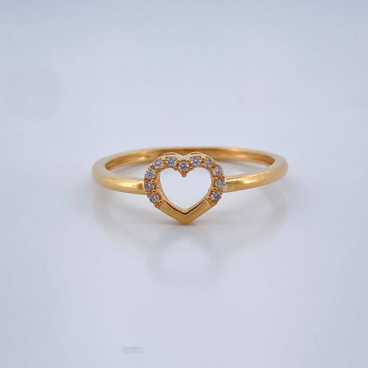 Anillo Silueta Corazon 1.65gr / T4 3/4 / Oro Amarillo 18K %