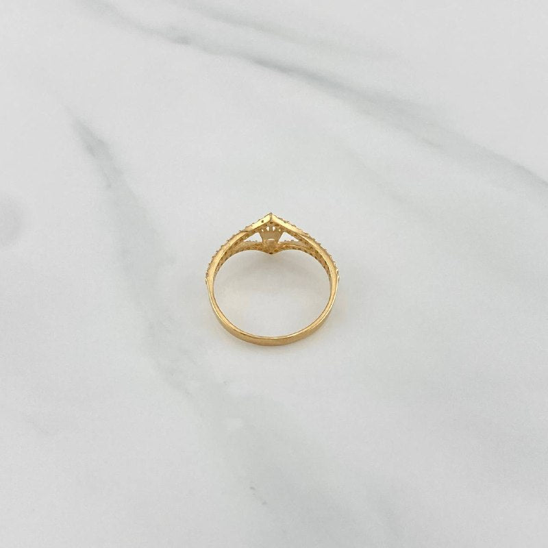 Anillo Corona 1.75 g / T5 3/4 Oro Amarillo 18K