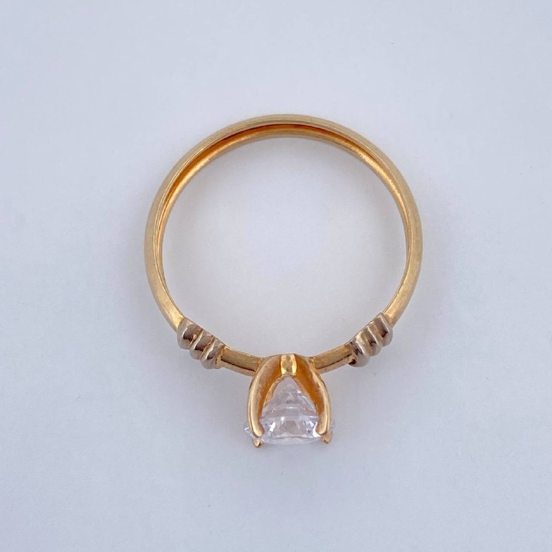 Anillo Solitario Tres Rayas 1.4gr / T6 1/2 / Dos Oros Amarillo Blanco 18K &