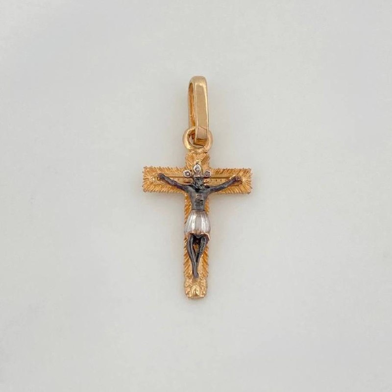 Dije Cruz Cristo Milagroso De Buga 0.85 g / 2.3 cm Tres Oros 18K