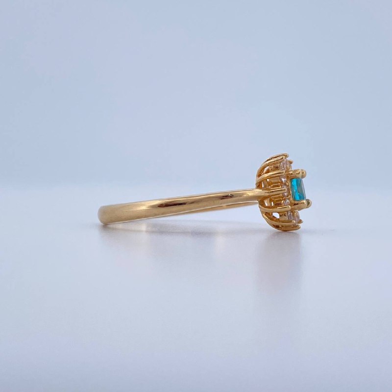 Anillo Solitario Halo Ovalado 2.55gr / T6 1/4 / Oro Amarillo 18K &