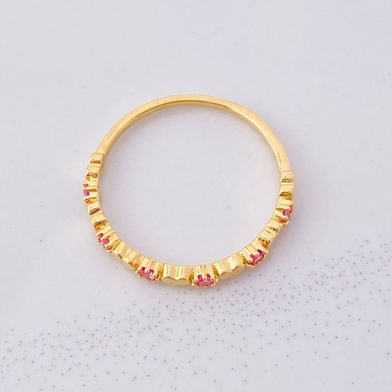 Anillo Corazón Intercalado 1.25g / T6 Oro Amarillo 18K