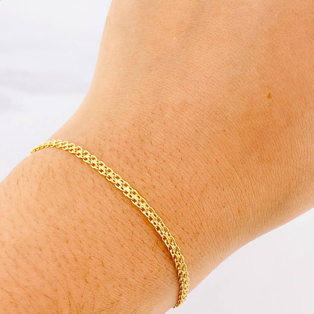 Pulso Chino 2.4g / 19cm / 2.4mm Oro Amarillo 18K