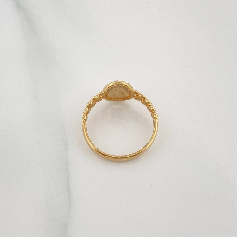 Anillo Cubano Corona 1.9 g / T5 3/4 Oro Amarillo 18K