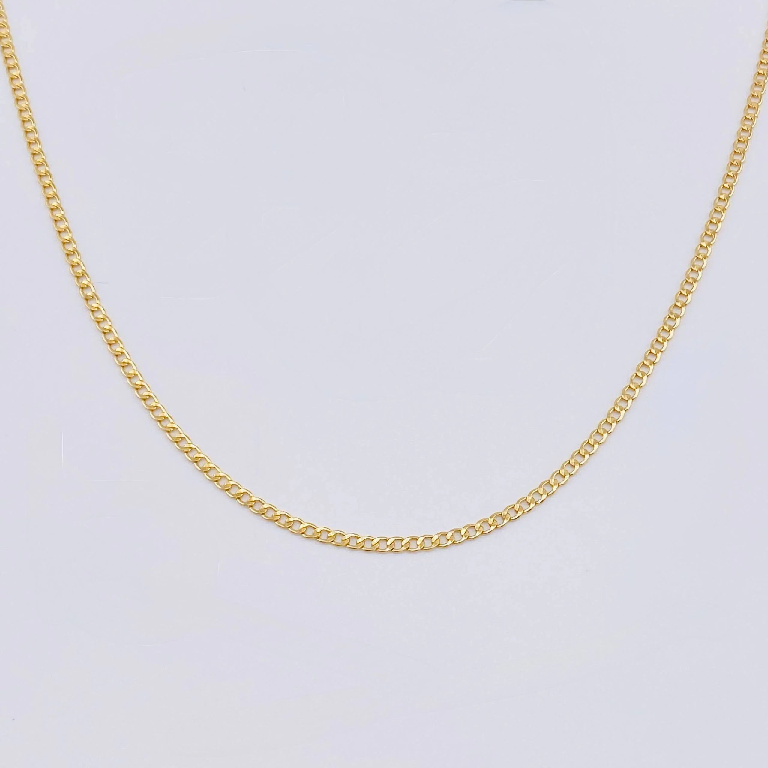 Cadena Cubana 2.2 g / 46.5 cm / 2.5 mm Oro Amarillo 18K