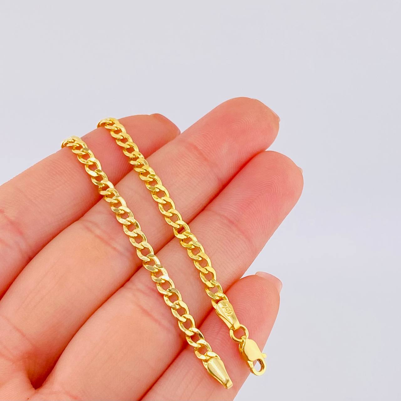 Pulso Cubano 2.6g / 17.7cm / 3,3mm Oro Amarillo 18K +3