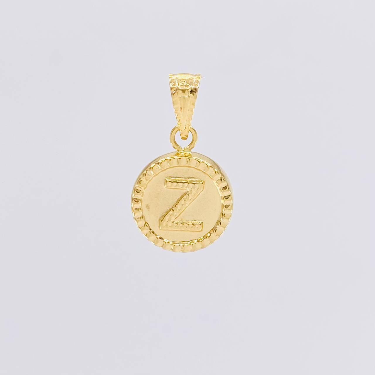 Dije Letra Z Doble Textura 0.6g / 1.7cm Oro Amarillo 18K