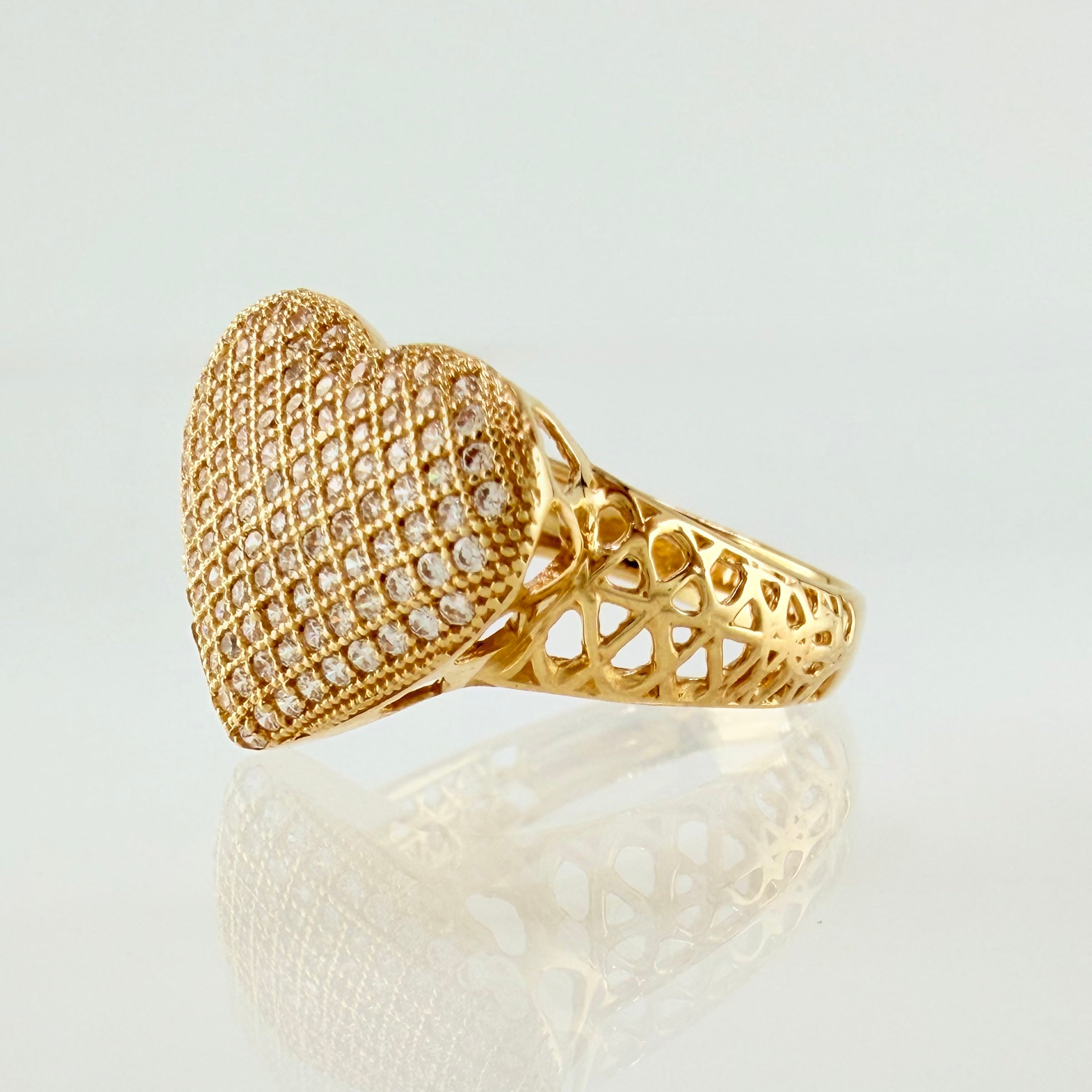 Anillo Corazón Tupido 3.7gr / T7 / Oro Amarillo 18K