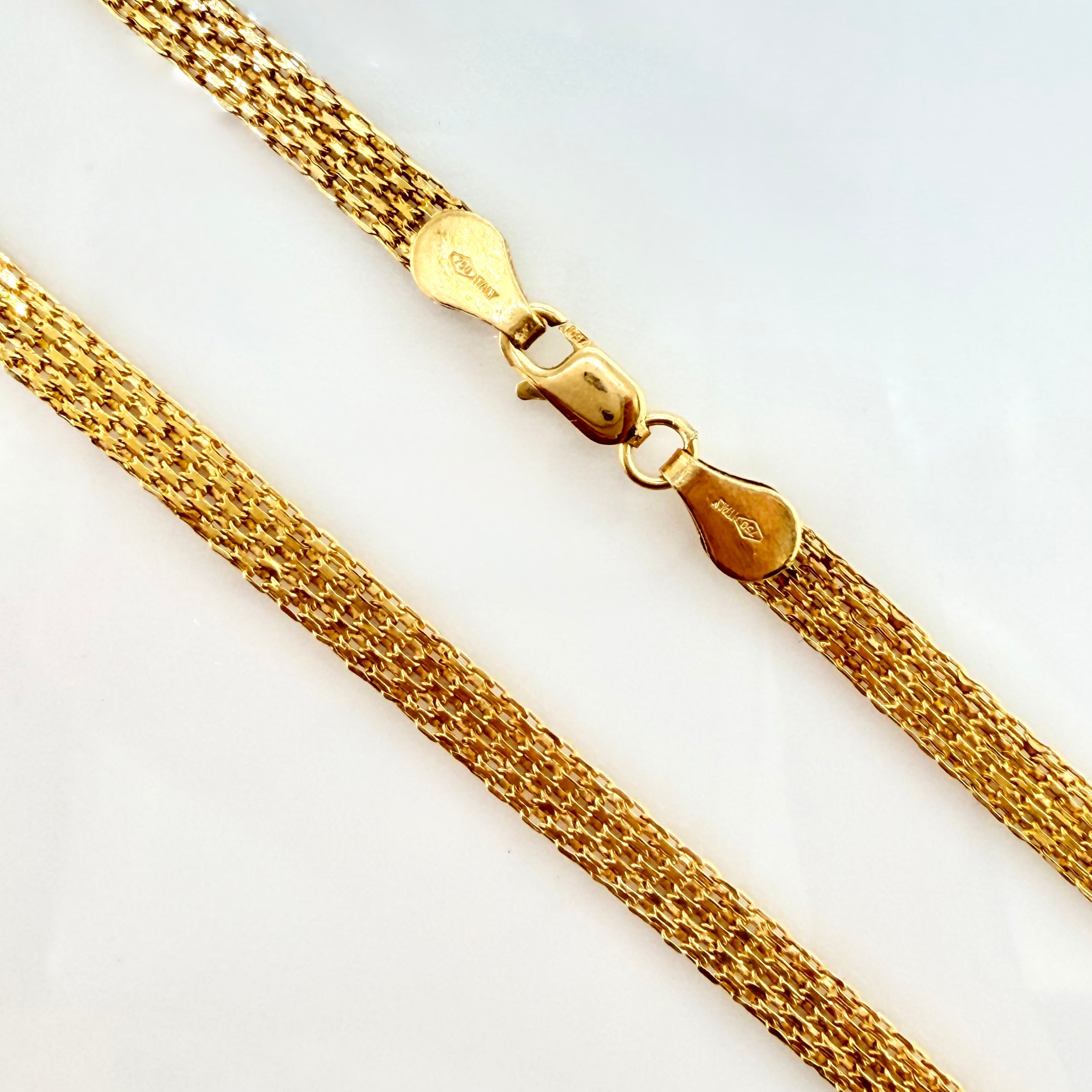 Cadena China 6.35gr / 60cm / 4.6mm Oro Amarillo +1 18K ©