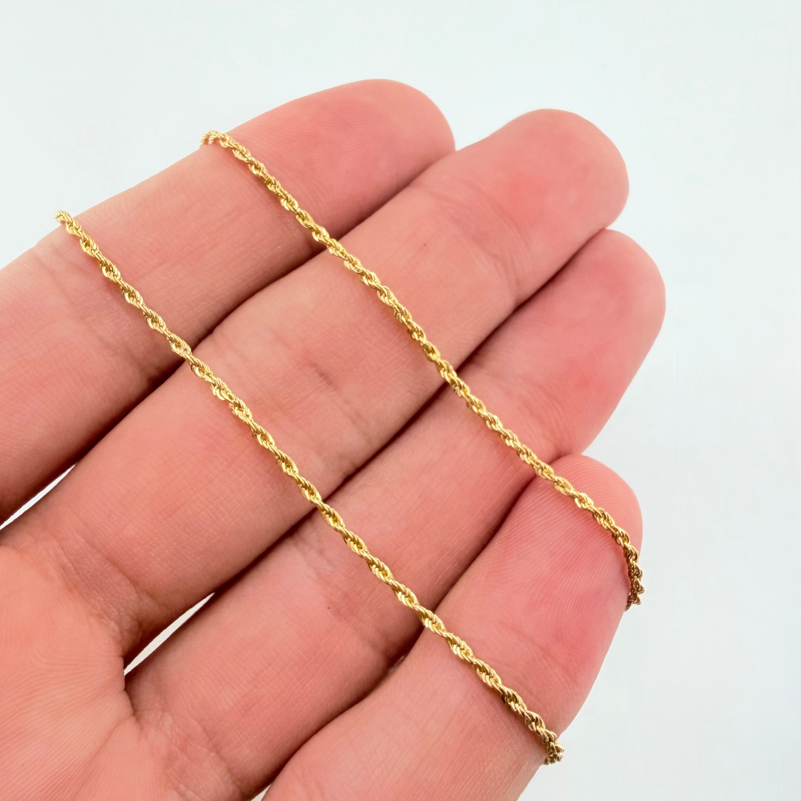 Cadena Lazo 1.55gr / 60cm / 1.5mm Oro Amarillo +3 18K ©