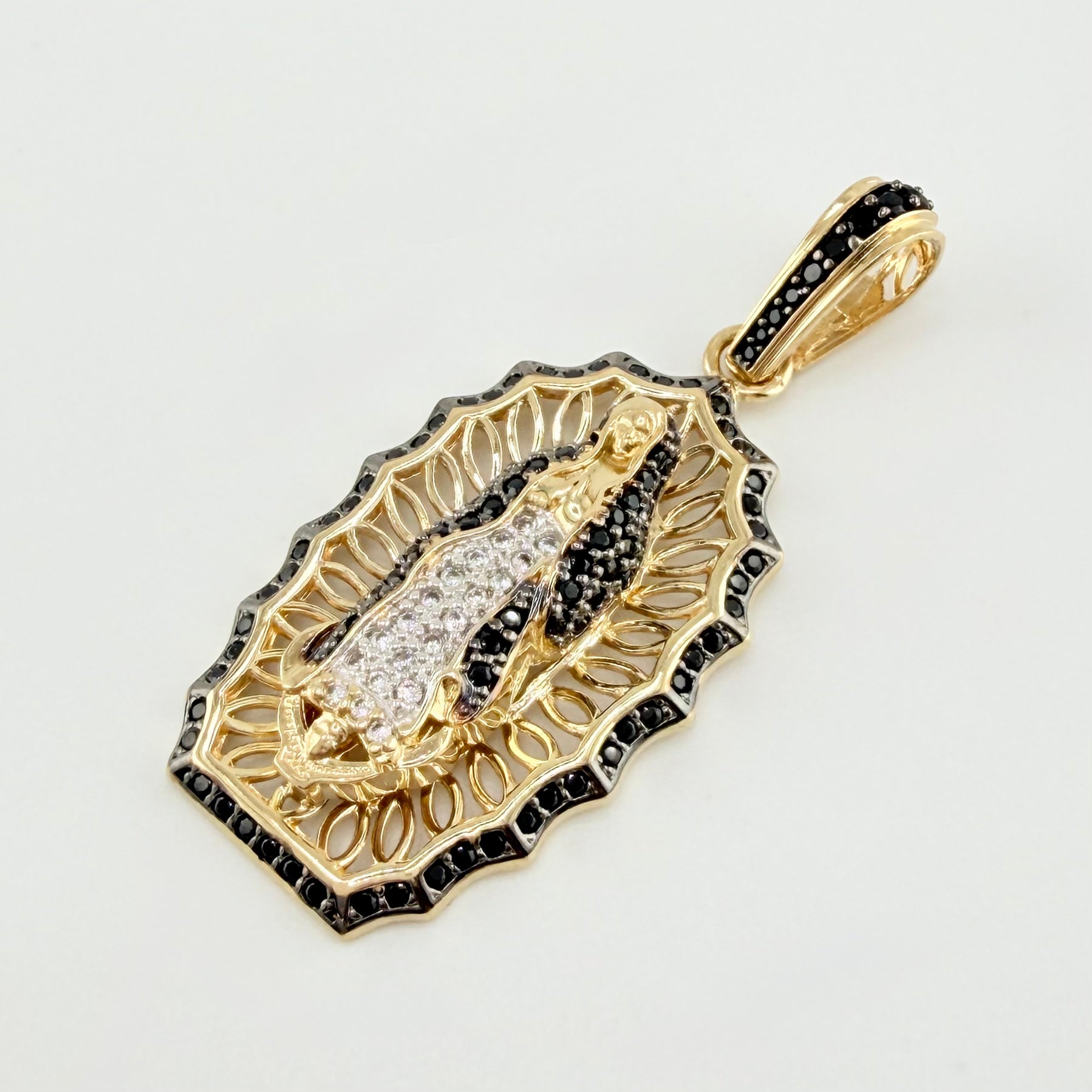 Dije Marco Virgen Guadalupe 6gr / 4.2cm / Oro Amarillo 18K *