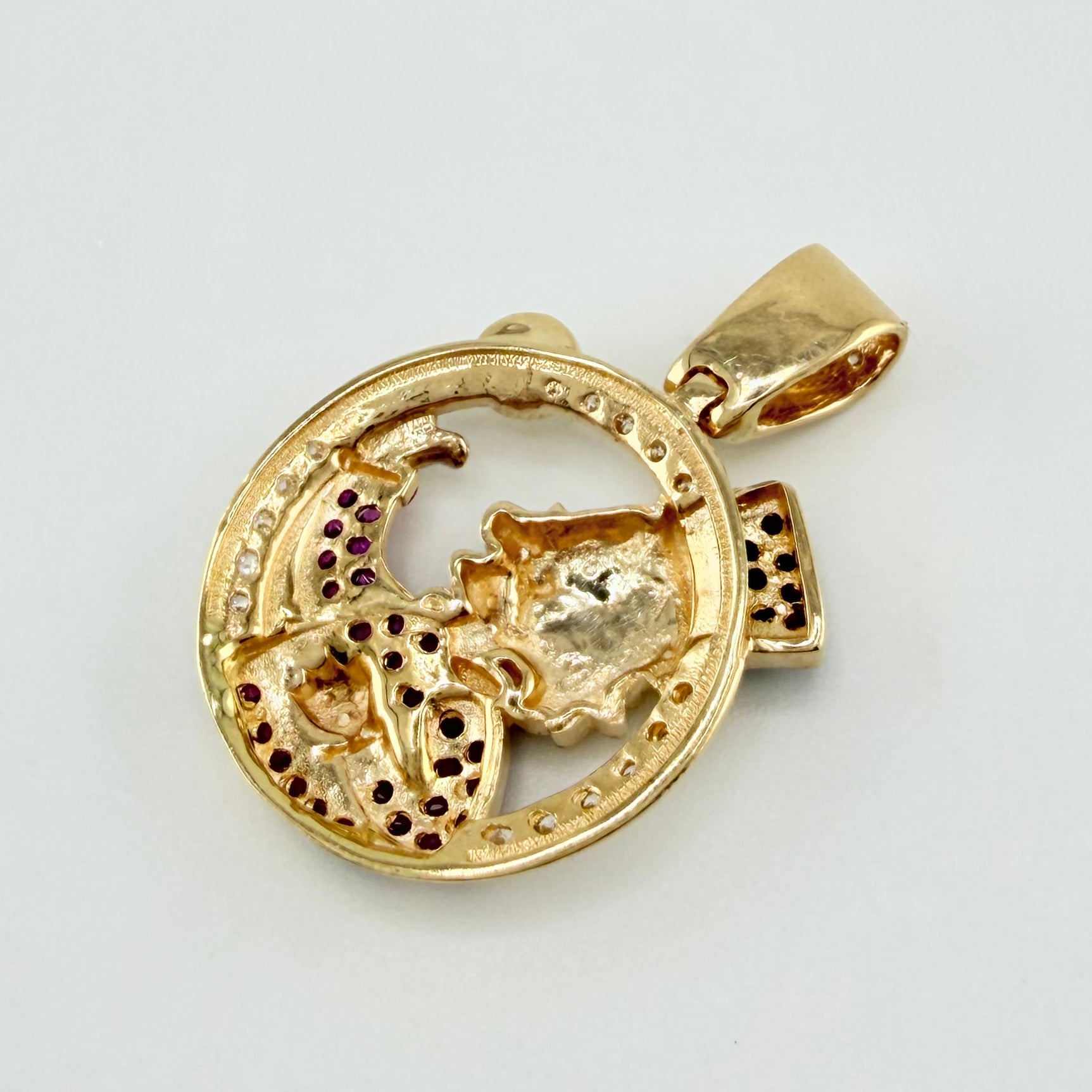 Dije Pato Inspirado 4.75gr / 2.8cm / Dos Oros Amarillo Blanco 18K *