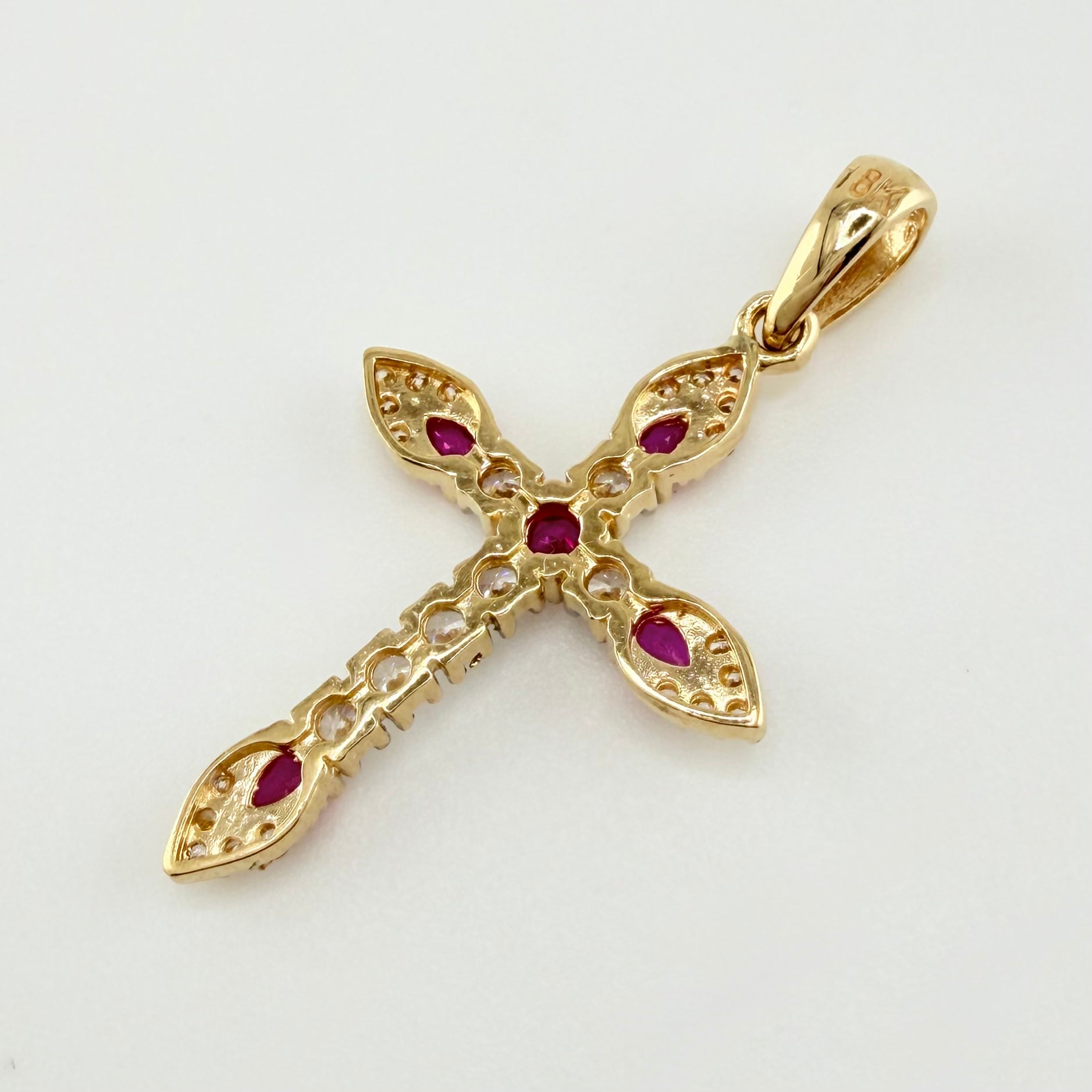 Dije Cruz Tupida 2.1gr / 3.4cm / Oro Amarillo 18K *