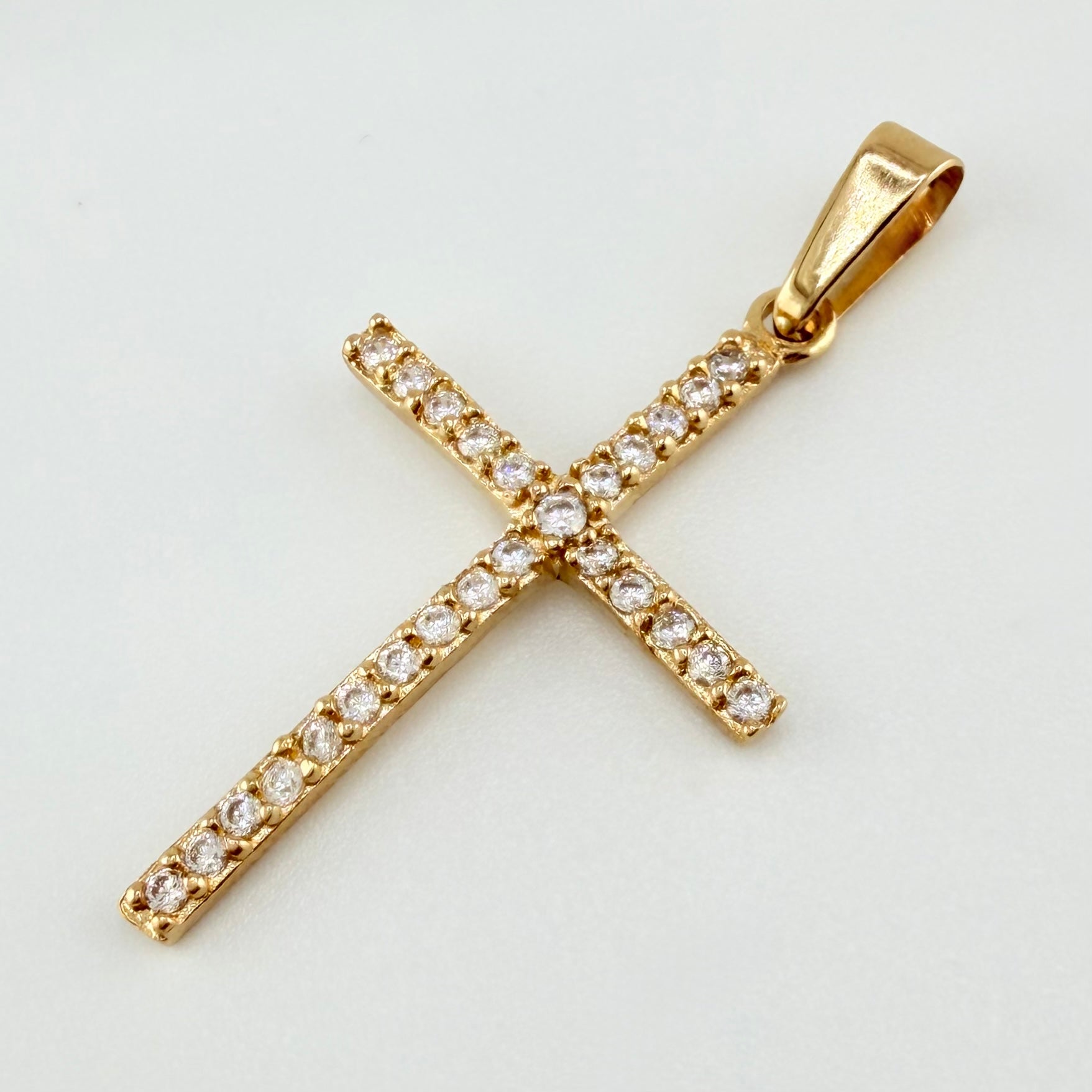 Dije Cruz 1.15gr / 3.3cm / Oro Amarillo 18K *