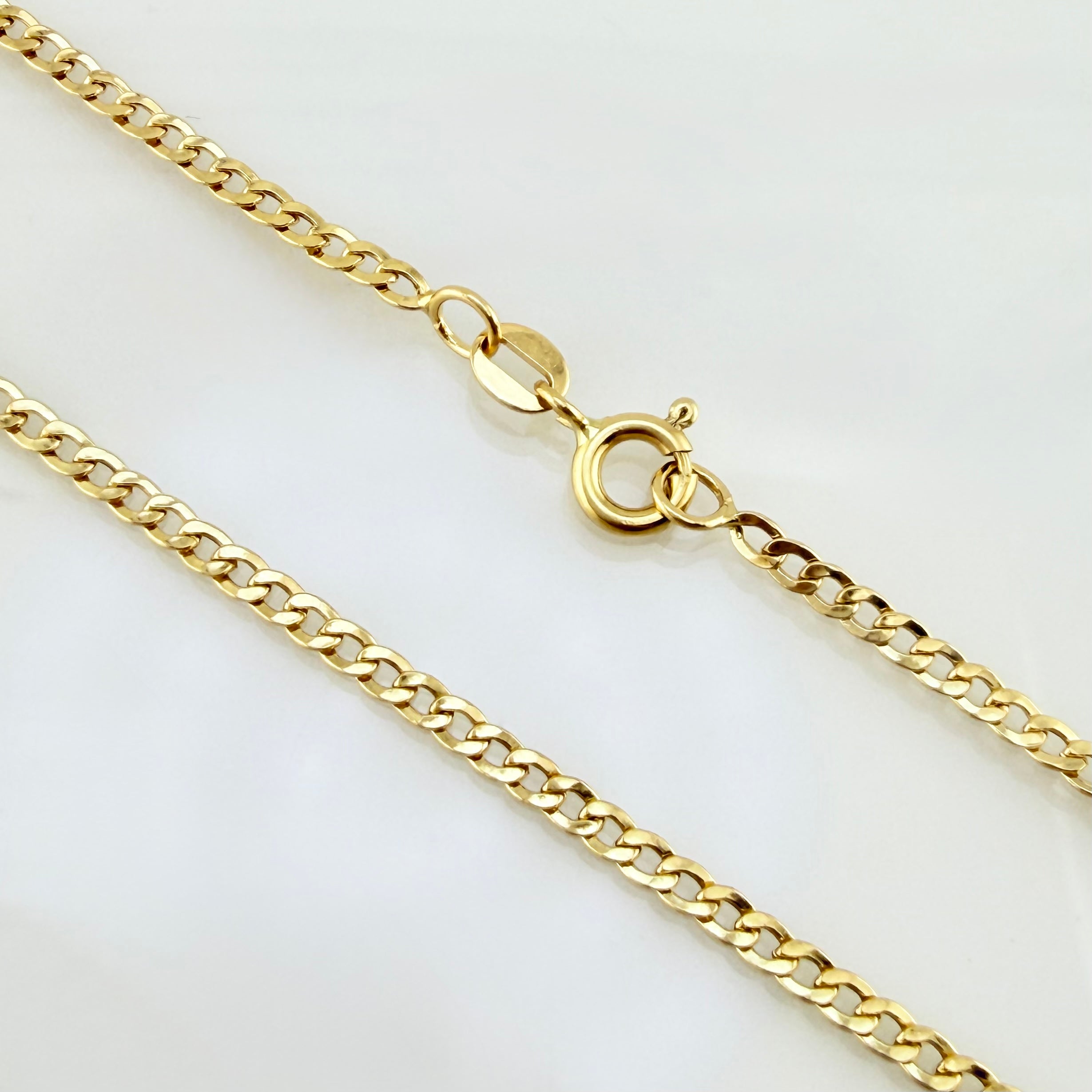 Cadena Cubana 6.05gr / 70cm / 2.7mm Oro Amarillo +1 18K