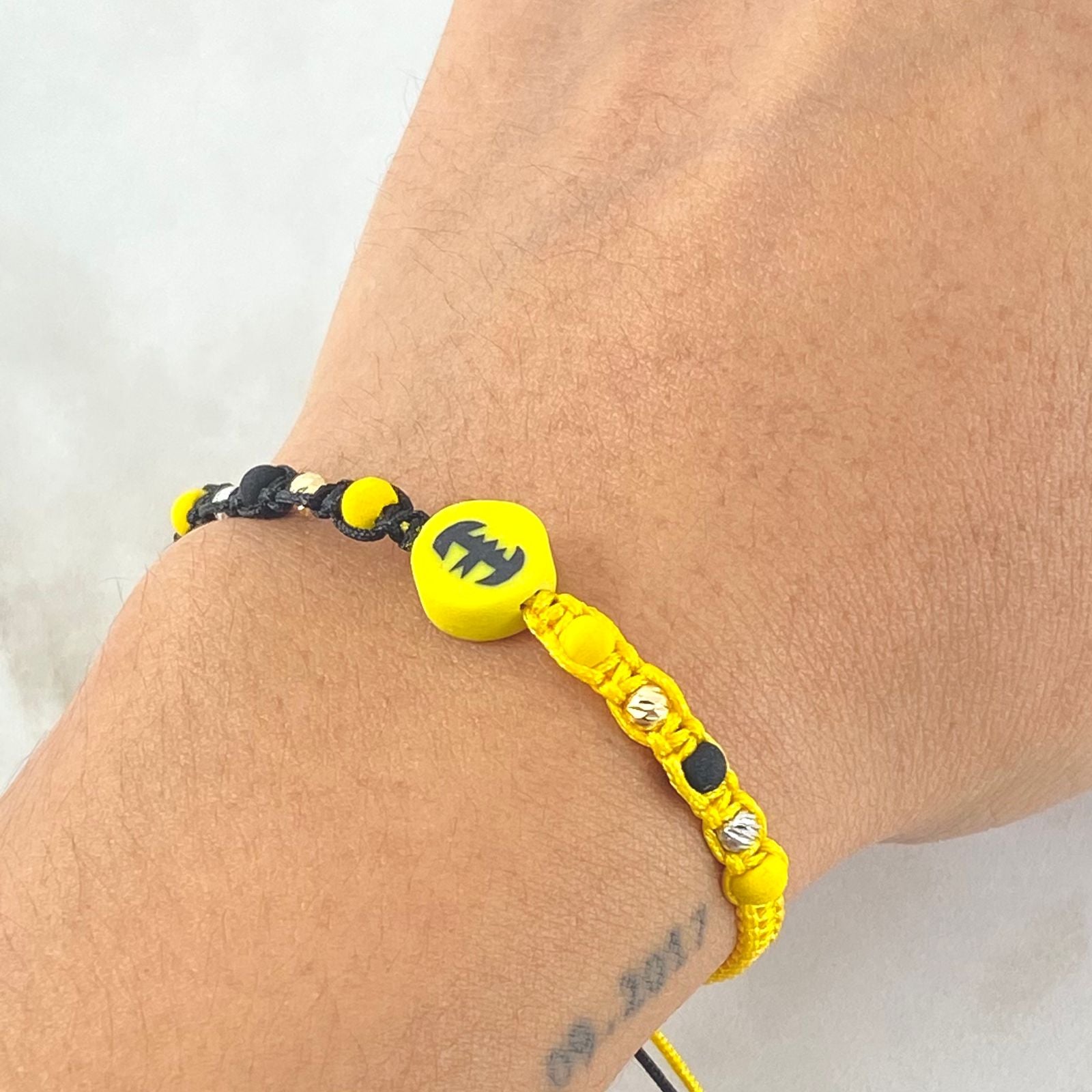 Pulsera Amarilla Murciélago Super Héroe 4 Und Oro 18K (A.C)