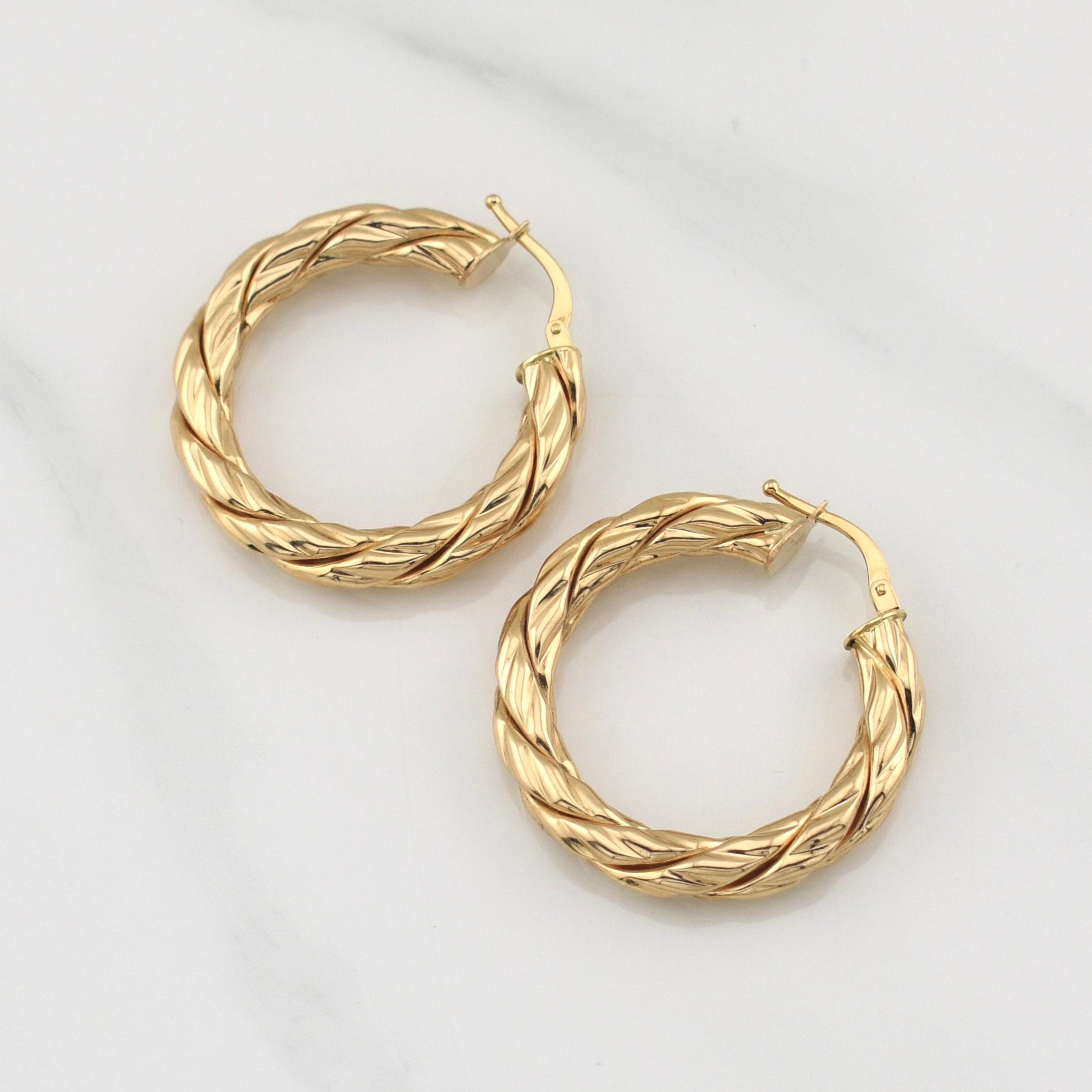 Candongas Tati 3.95gr / 3.3cm / Oro Amarillo +4 18K