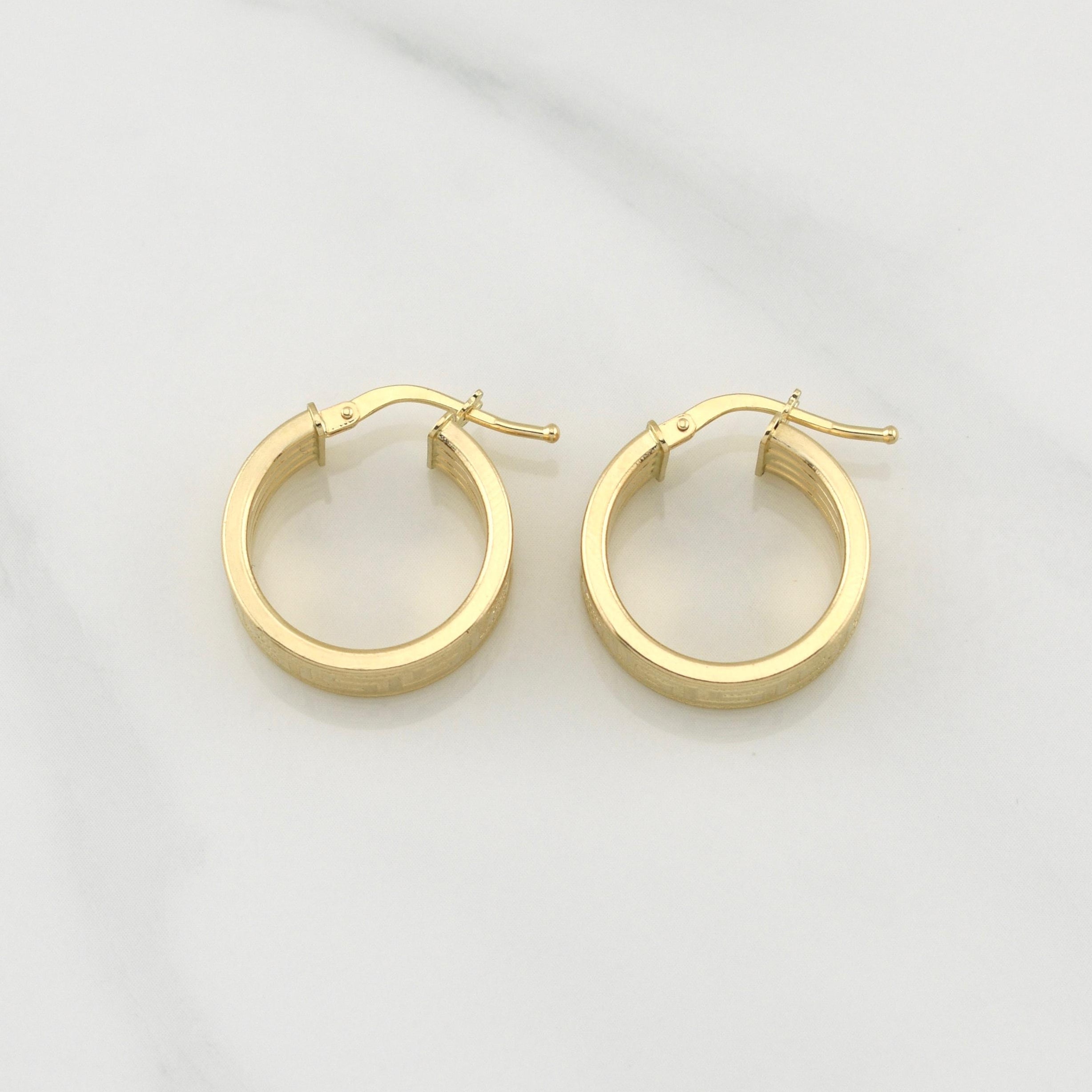 Candongas Victoria 2.7gr / 2.2cm / Oro Amarillo +4 18K