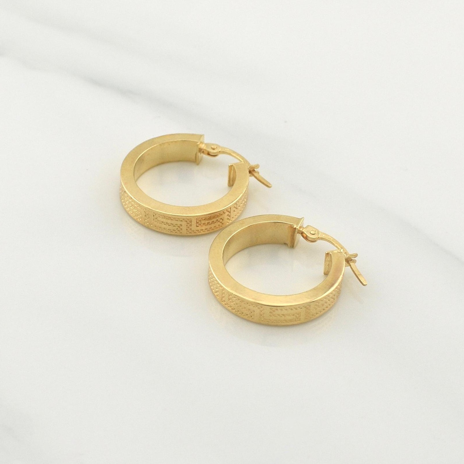 Candongas Victoria 2.55gr / 2.7cm / Oro Amarillo +4 18K