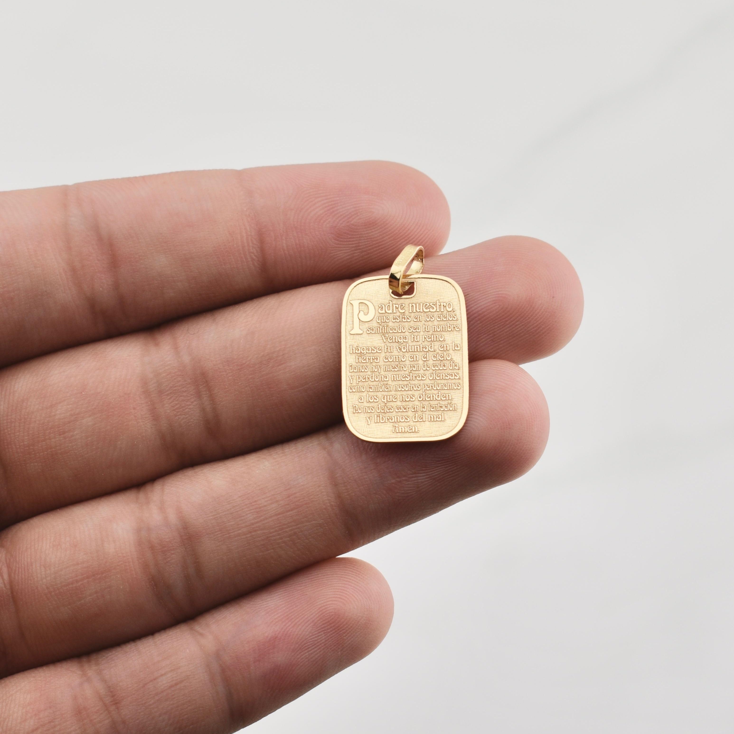 Dije Padre Nuestro 2.1gr / 2.8cm / Oro Amarillo +4 18K