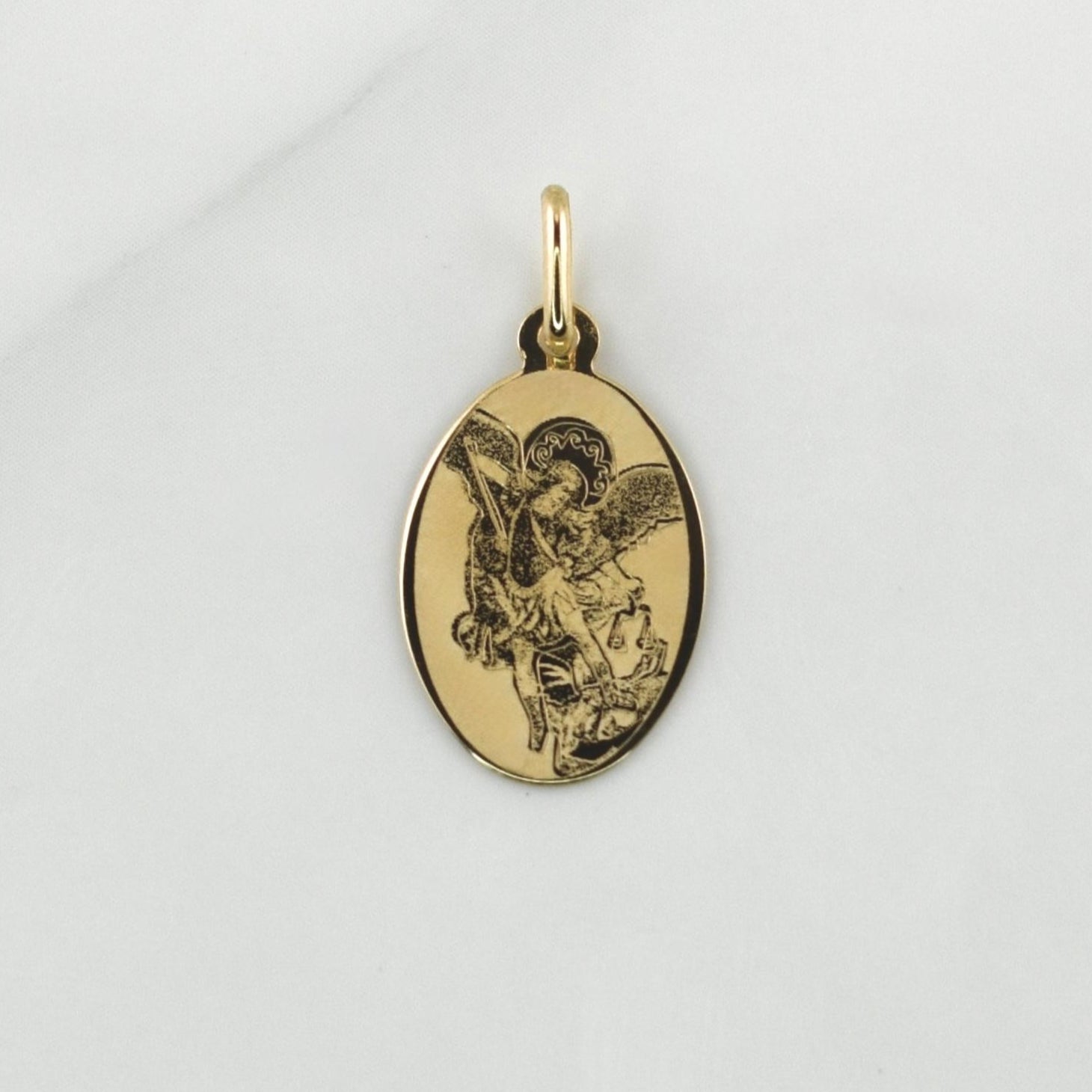 Dije San Miguel Arcangel 0.75gr / 2.5cm / Oro Amarillo +4 18K