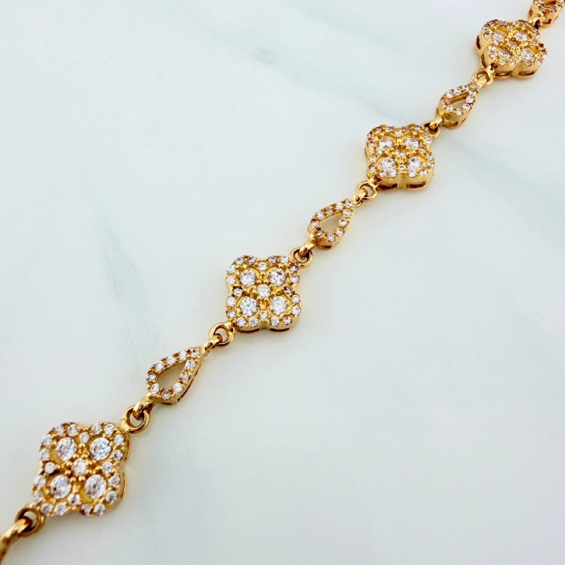 Pulso Trebol Gota 12.8 g / 20.6 cm / 9.4 mm Oro Amarillo 18K