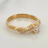 Anillo Solitario Entrelazado 3.35gr / T8 1/4 / Oro Amarillo 18K &