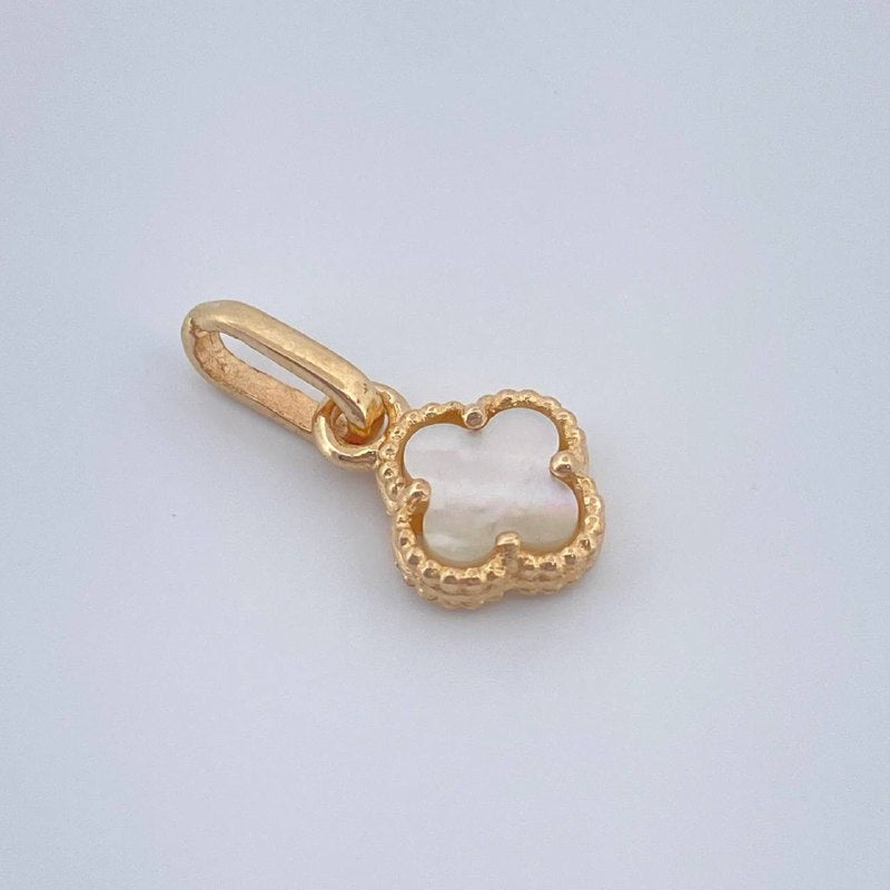 Dije Trebol 0.75gr / 1.6cm / Oro Amarillo Nac.Esp. 18K &