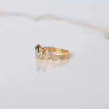 Anillo Corona Corazón 2.55gr / T5 / Circones Blancos Dos Oros Amarillo Blanco $
