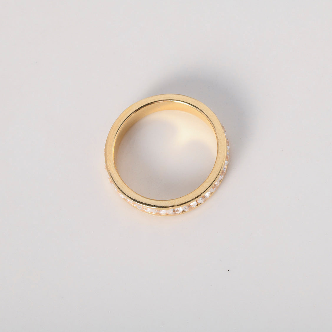 Anillo Argolla Churumbela 4.95gr / T8 / Circones Blancos Oro Amarillo $