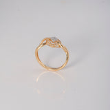 Anillo Rombos 2.4gr / T6 3/4 / Circones Blancos Oro Amarillo $