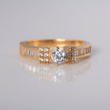 Anillo Solitario Puente 3.3gr / T6 / Circones Blancos Oro Amarillo $